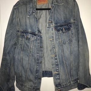 Men’s Levi’s Medium Wash Denim Jacket